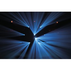 Showtec Shark - The Meg - Hybrid One Testa mobile LED ibrida da 160 W compatta zoom motorizzato per discoteca KAOTIKASTORE